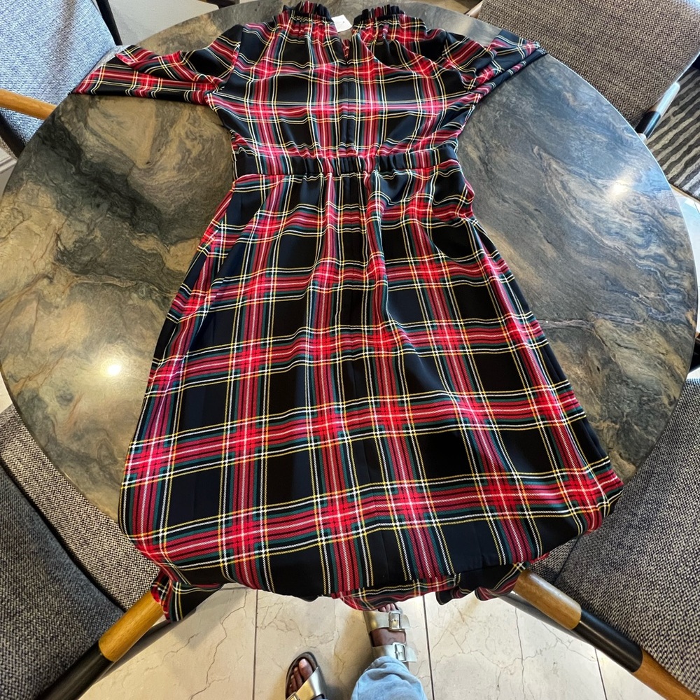 Stylish J. crew Plaid Dress - Black and Red. Christmas and holidays.